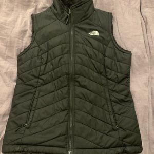 North face reversible puffer vest